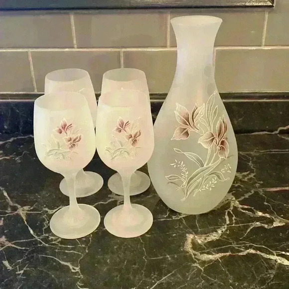 Vintage Frosted Glass Wine Decanter & Glass Set - Picture 1 of 16